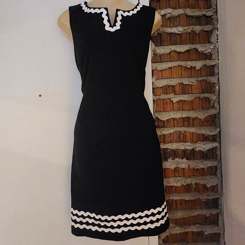 Talbots Black White Trim Dress Sleeveless Zipper Size 8 P 8P